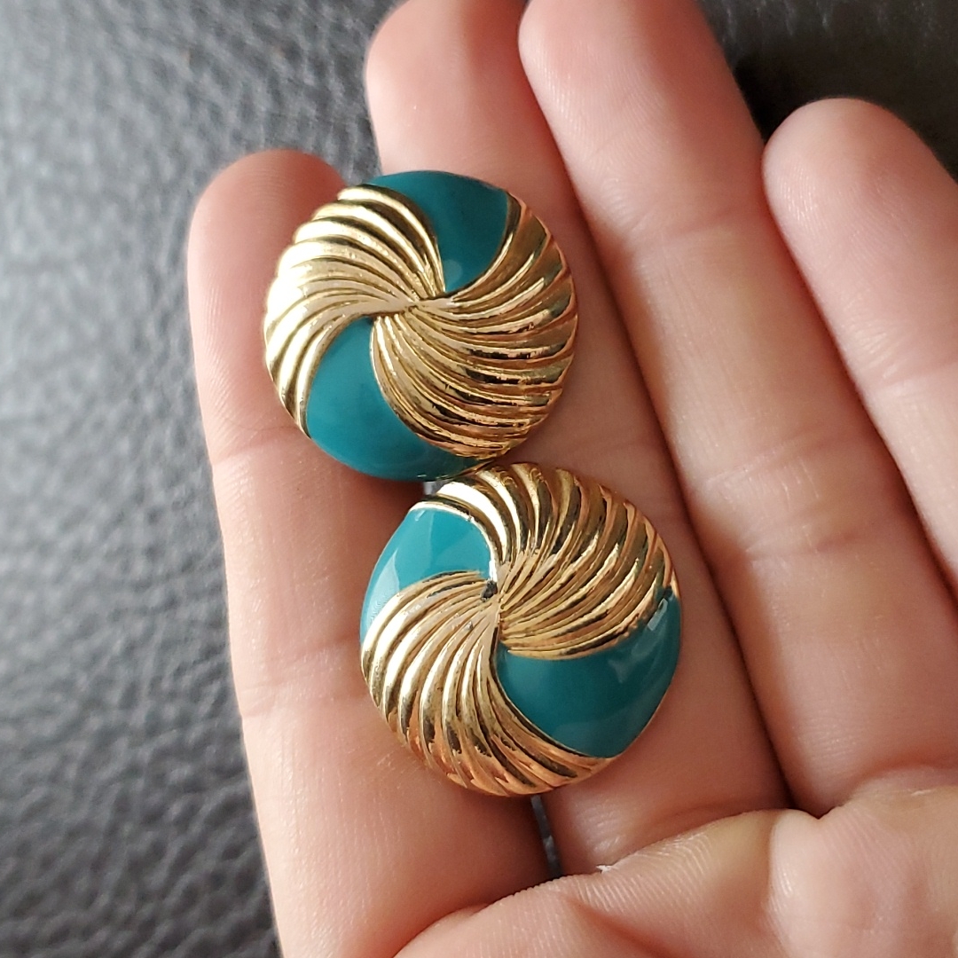 Vtg Earrings